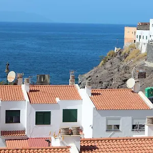 Apartamento With Ocean View Tenerife просторный апартамент с видом на океан первая линия тенерифе, Puerto de Santiago (Tenerife)